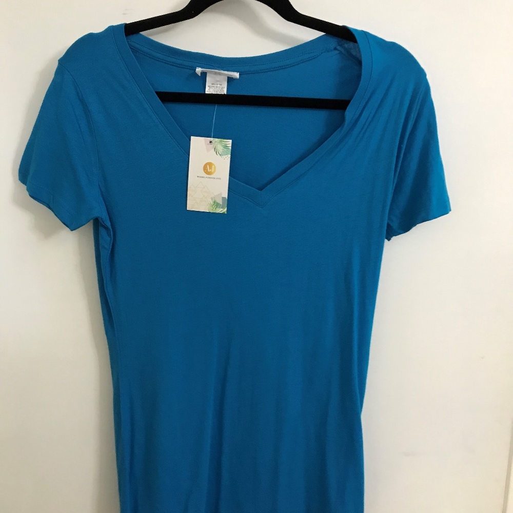 V neck fitted t shirt in turquoise blue
